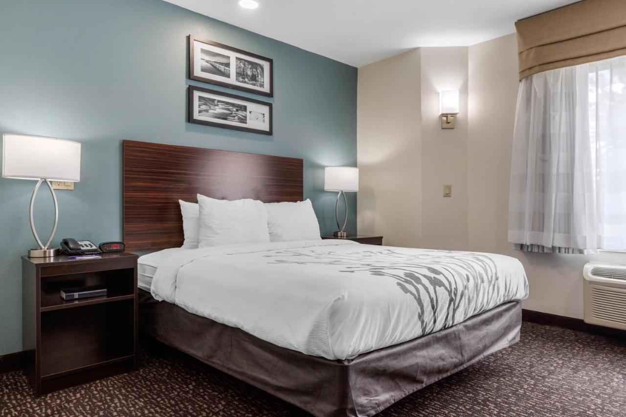 | Sleep Inn & Suites Johnson City