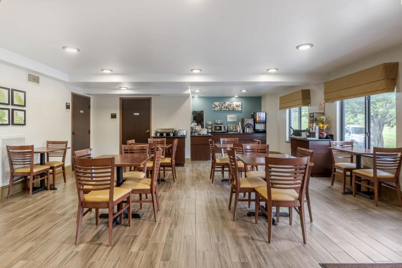 | Sleep Inn & Suites Johnson City