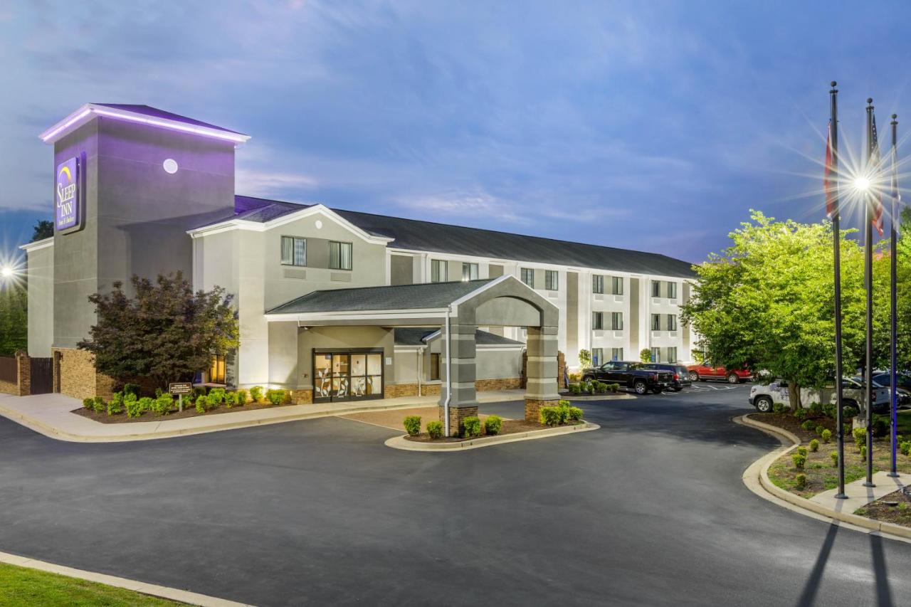| Sleep Inn & Suites Johnson City