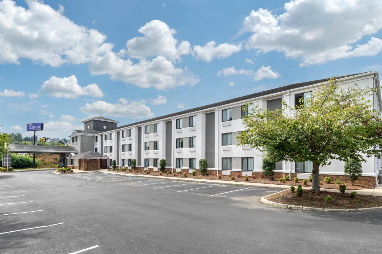 | Sleep Inn & Suites Johnson City