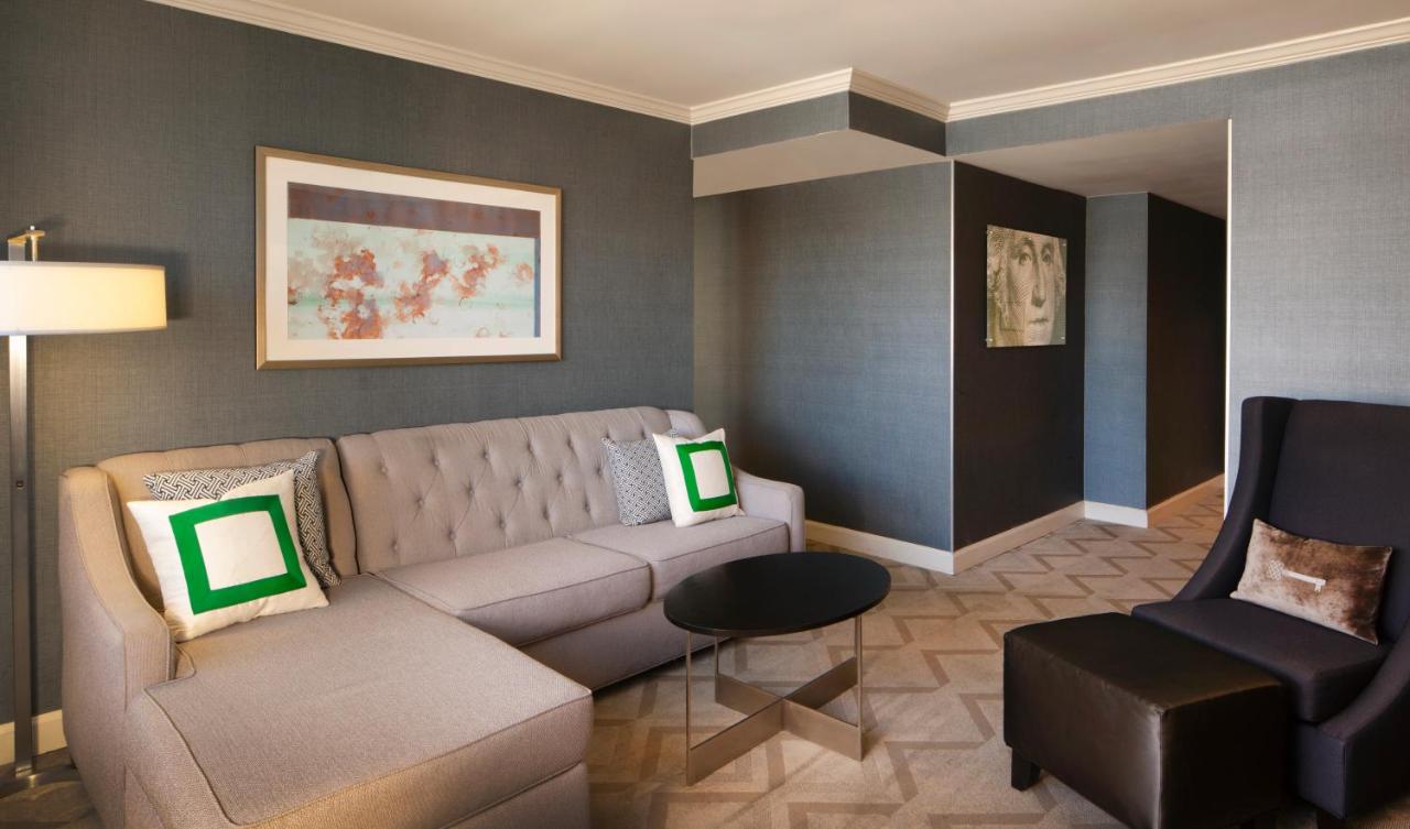 | Melrose Georgetown Hotel