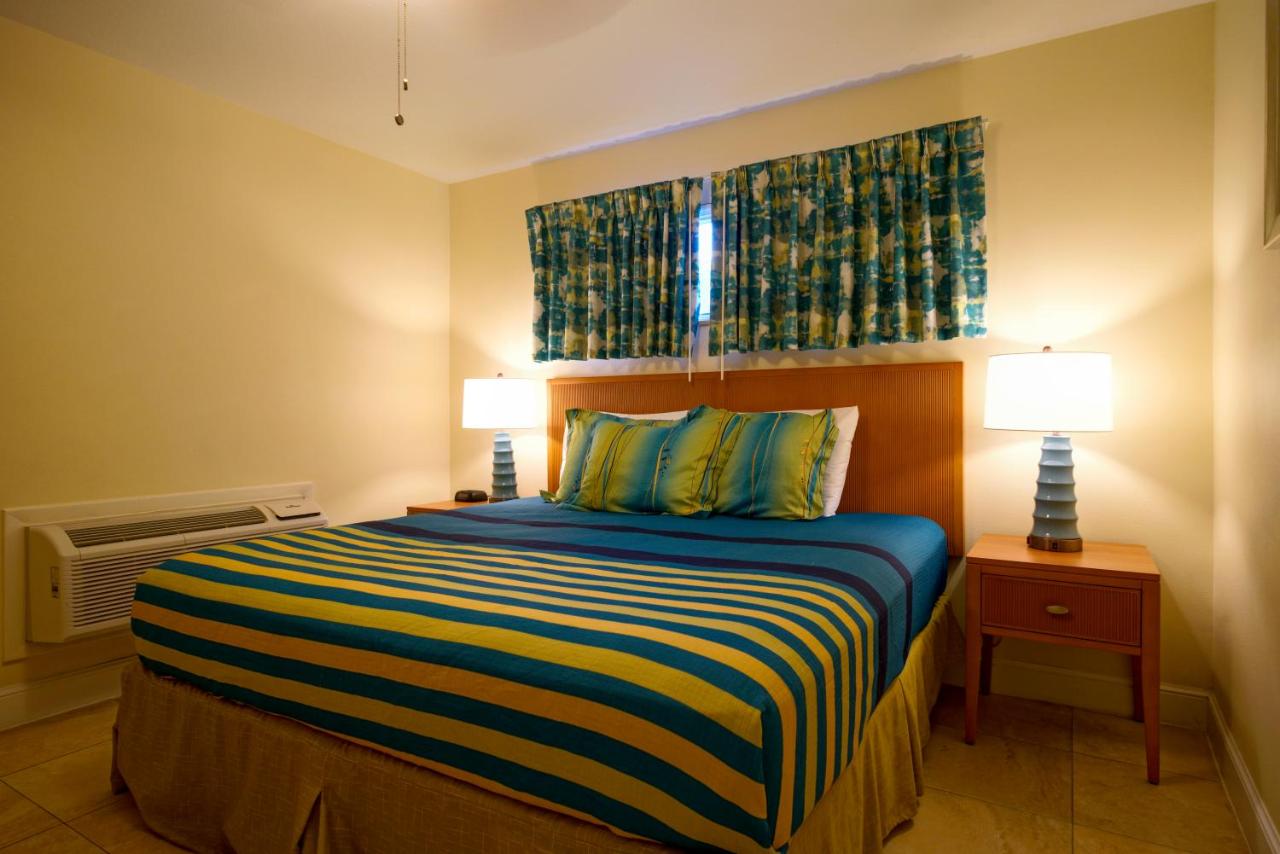 King Suite with Ocean View at La Costa Beach Club