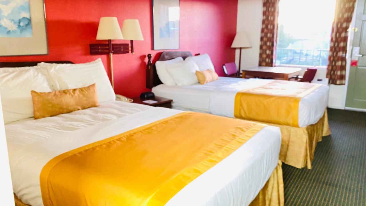 Double Room with Two Double Beds - Non-Smoking at Ramada by Wyndham Walterboro