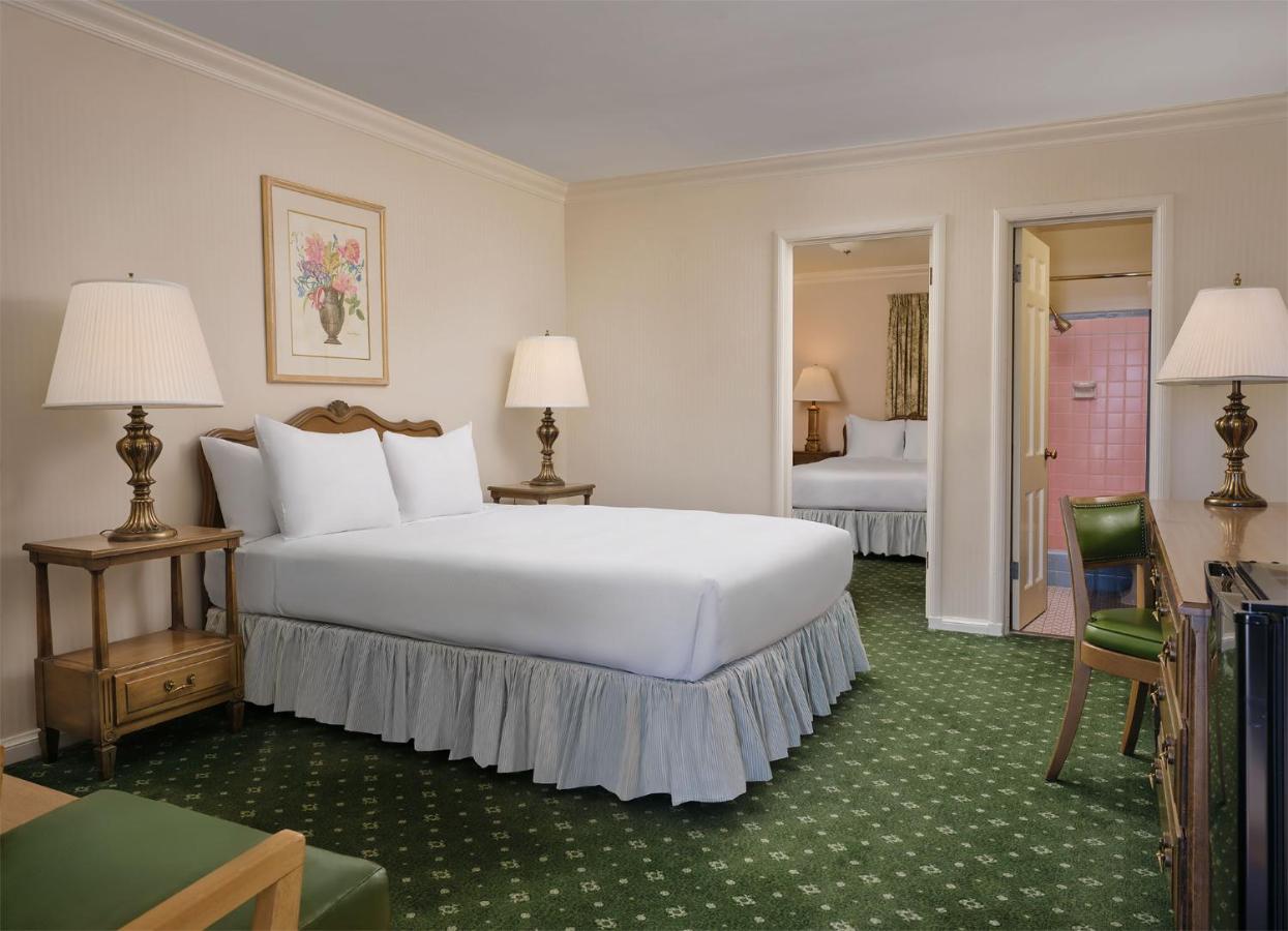  | Little America Hotel - Wyoming
