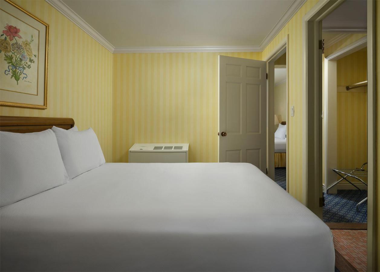 | Little America Hotel - Wyoming
