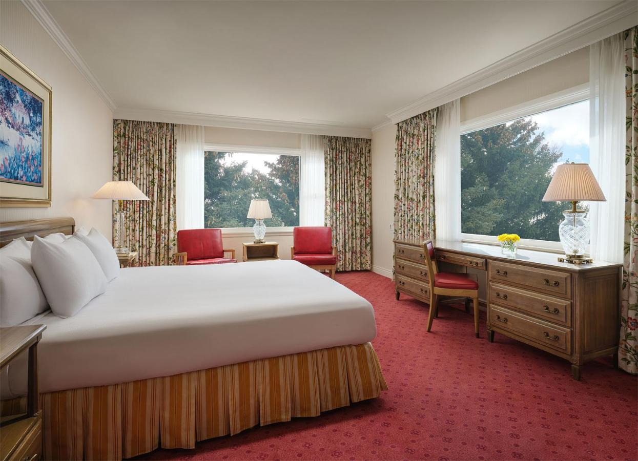| Little America Hotel - Wyoming