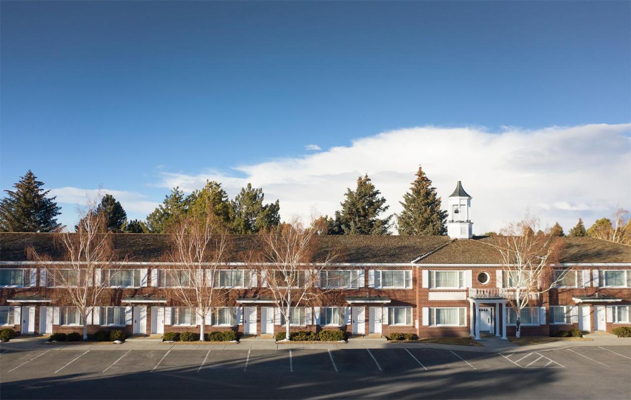 | Little America Hotel - Wyoming