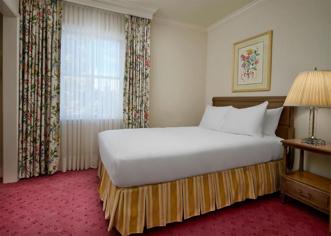 | Little America Hotel - Wyoming