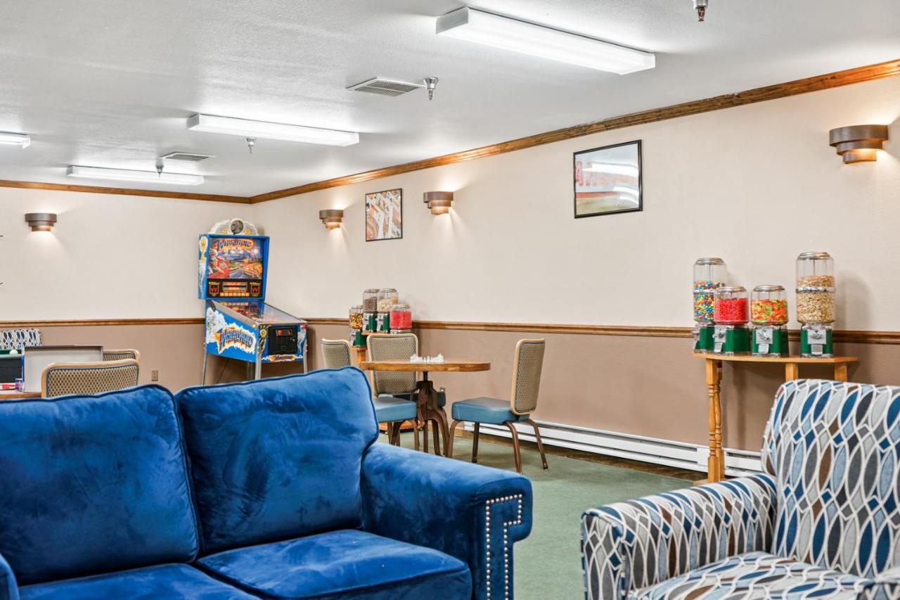 | Gold King Mountain Inn