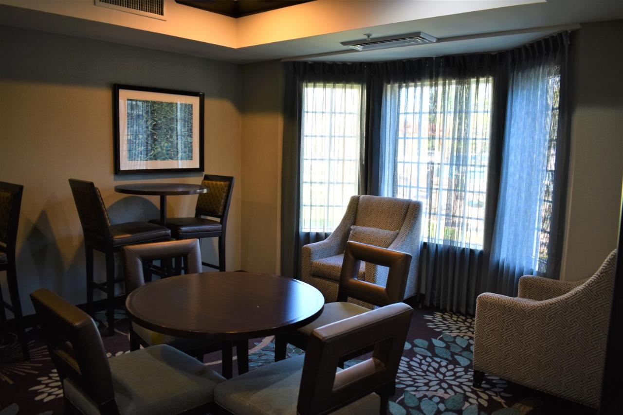 | Staybridge Suites Cranbury - South Brunswick, an IHG Hotel