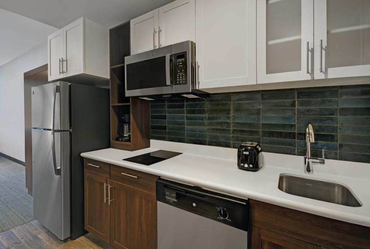 King Studio Suite - Hearing Accessible/Non-Smoking at Staybridge Suites Houston Galleria Area by IHG