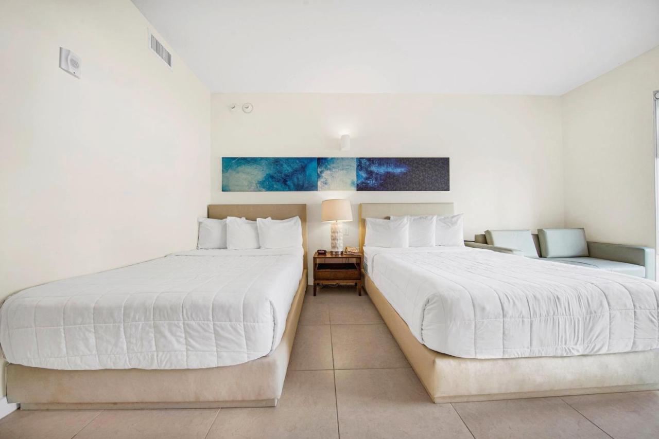 Deluxe Premium at Peninsula Island Resort & Spa - Beach Front Property at South Padre Island