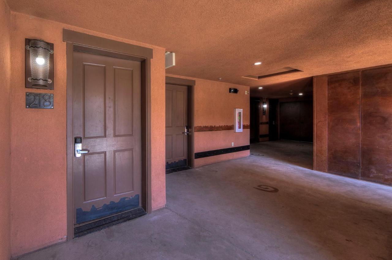 | The Gonzo Inn