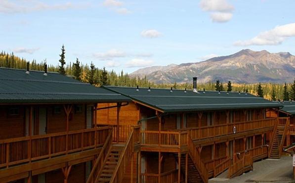| Denali Grizzly Bear Resort