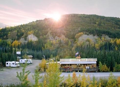 | Denali Grizzly Bear Resort