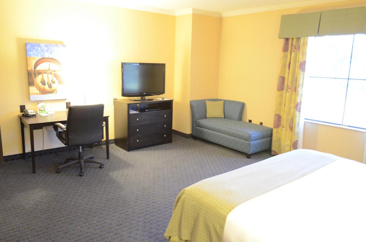  | Holiday Inn Channelview, an IHG Hotel