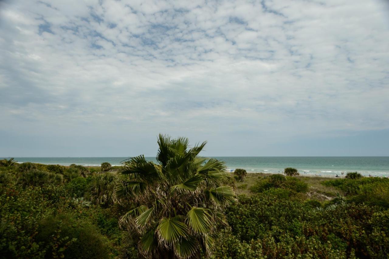 | Discovery Beach Resort, a VRI resort