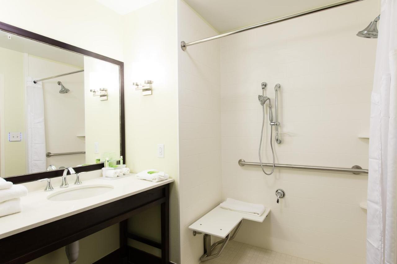 King Room - Mobility Access/Roll in Shower - Non-Smoking at Holiday Inn Express & Suites Aiken by IHG