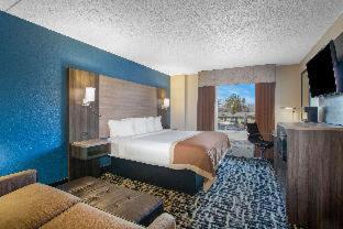 Room #32642726 at Baymont by Wyndham Branson - On the Strip