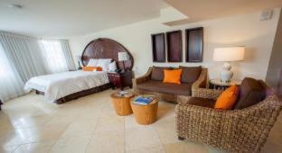 Room #5608498 at Mayfair House Hotel & Garden