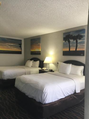 Room #24302067 at Days Inn by Wyndham Stuart