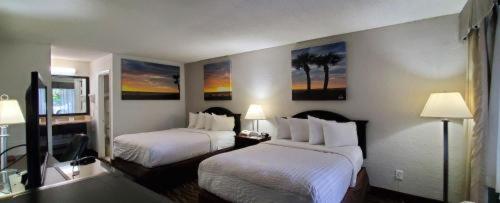Room #24302067 at Days Inn by Wyndham Stuart
