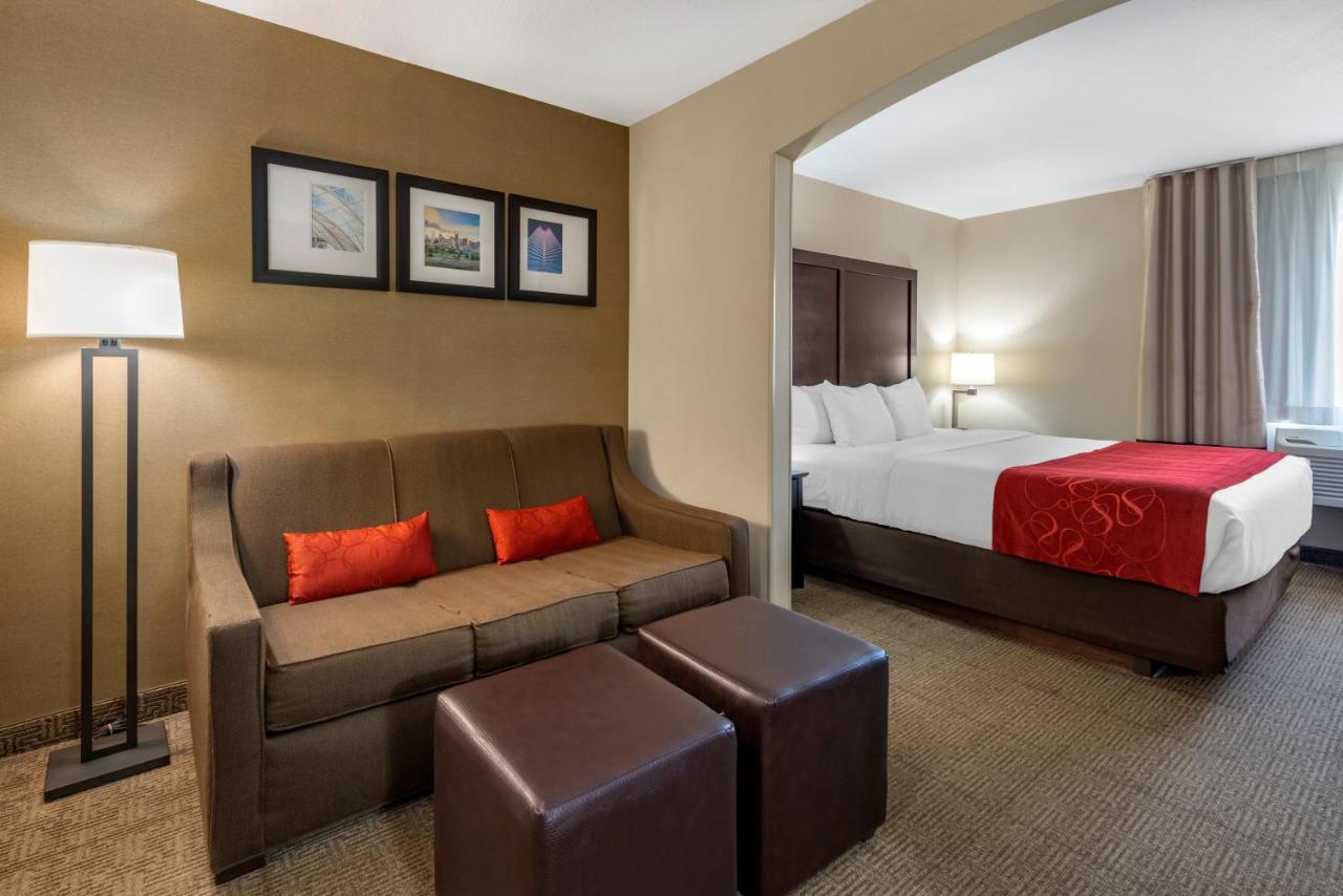 King Suite at Comfort Suites Highlands Ranch Denver Tech Center Area
