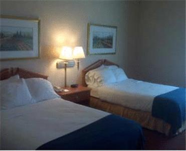 | Fredericksburg Hill Country Hotel