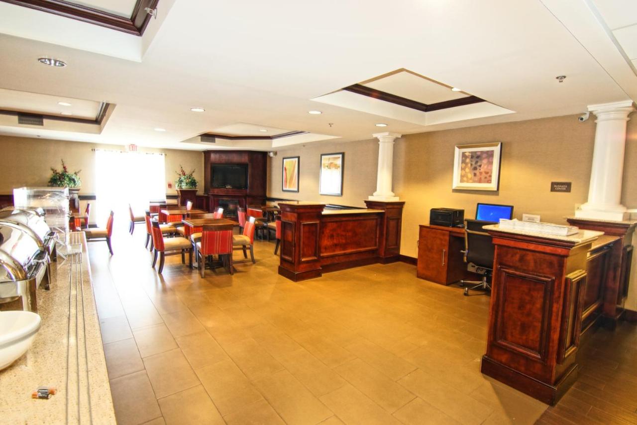 | Comfort Suites Near University