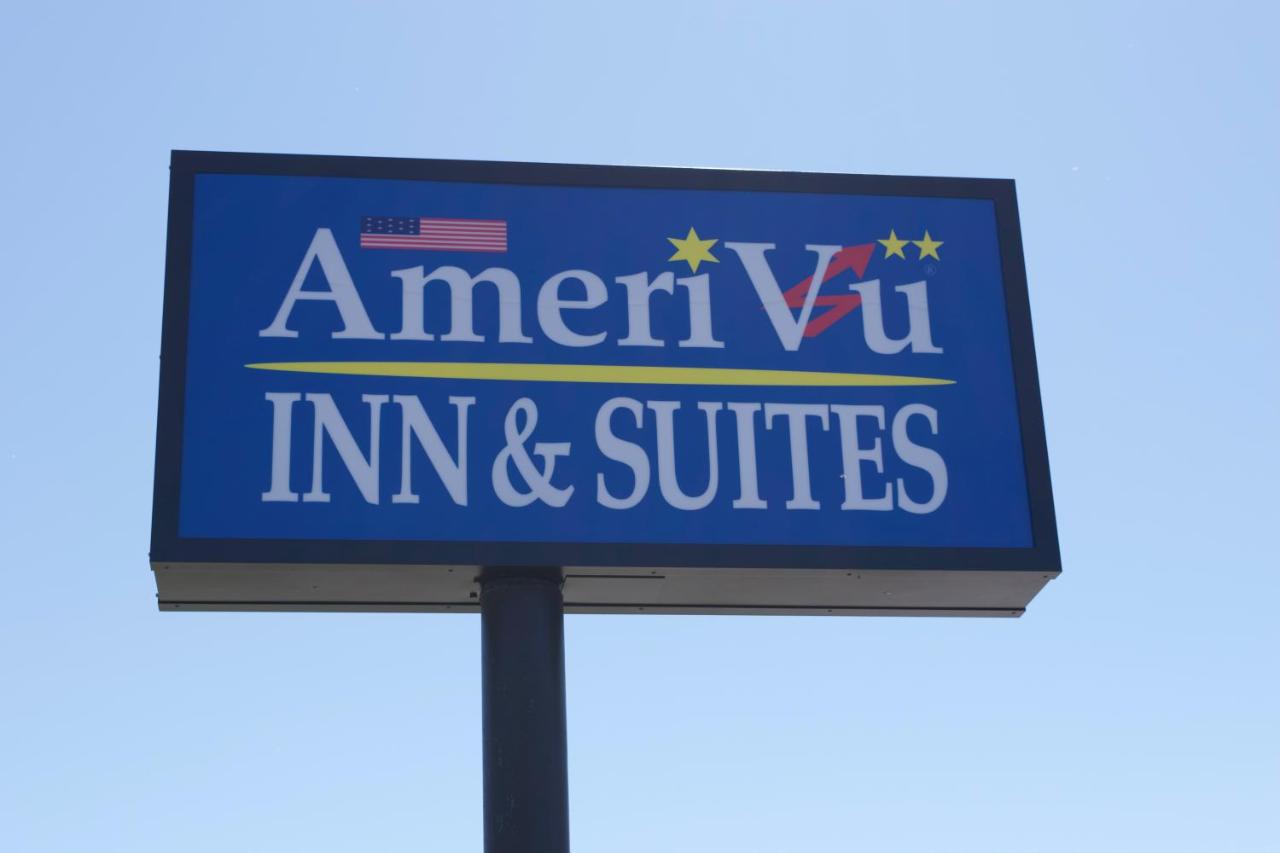 | AmeriVu Inn and Suites Shawano WI