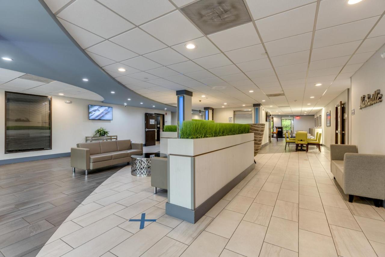 | Alexis Inn and Suites Hotel