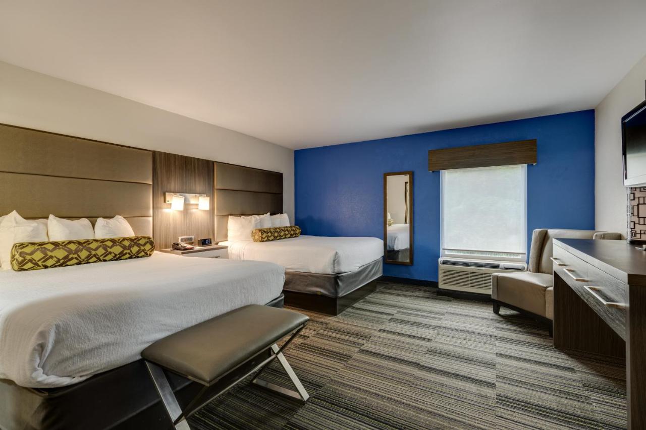 | Alexis Inn and Suites Hotel