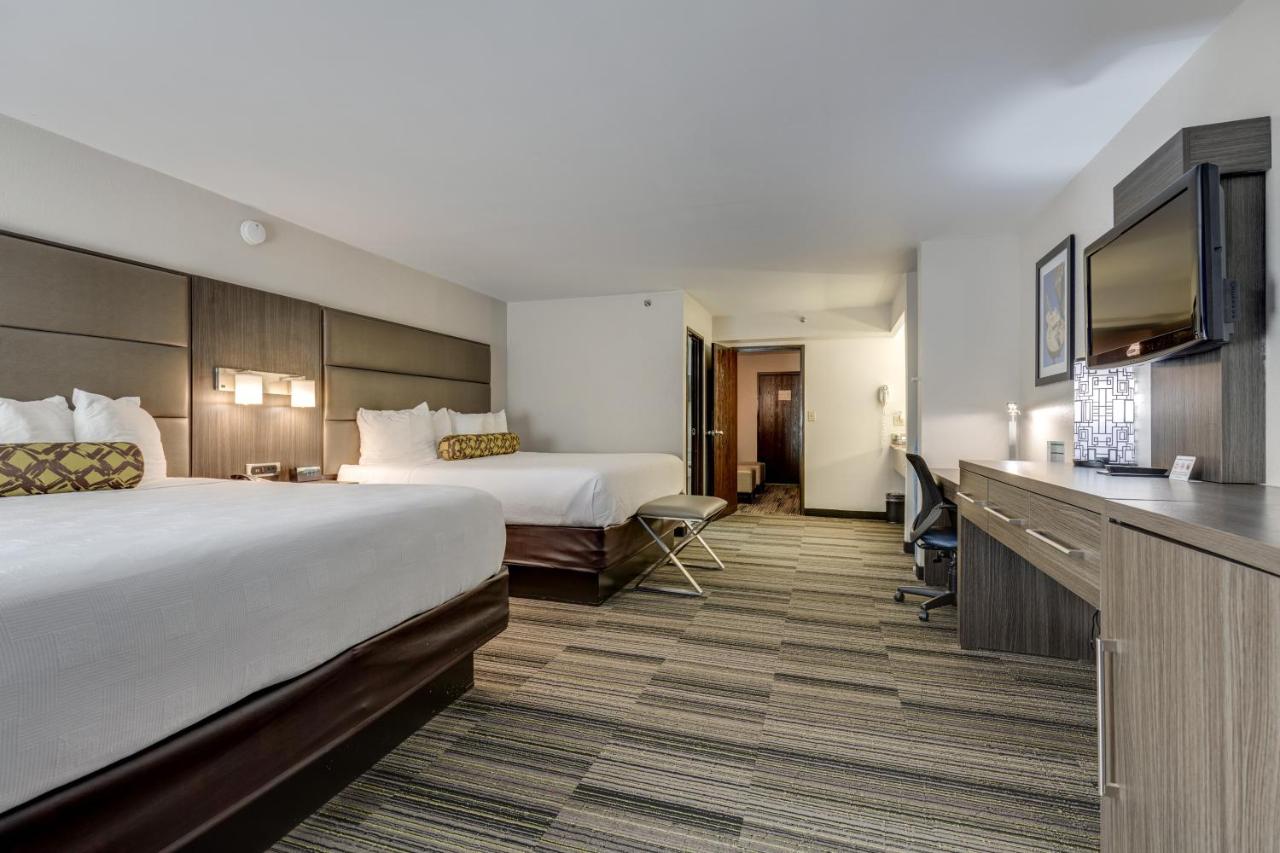 | Alexis Inn and Suites Hotel