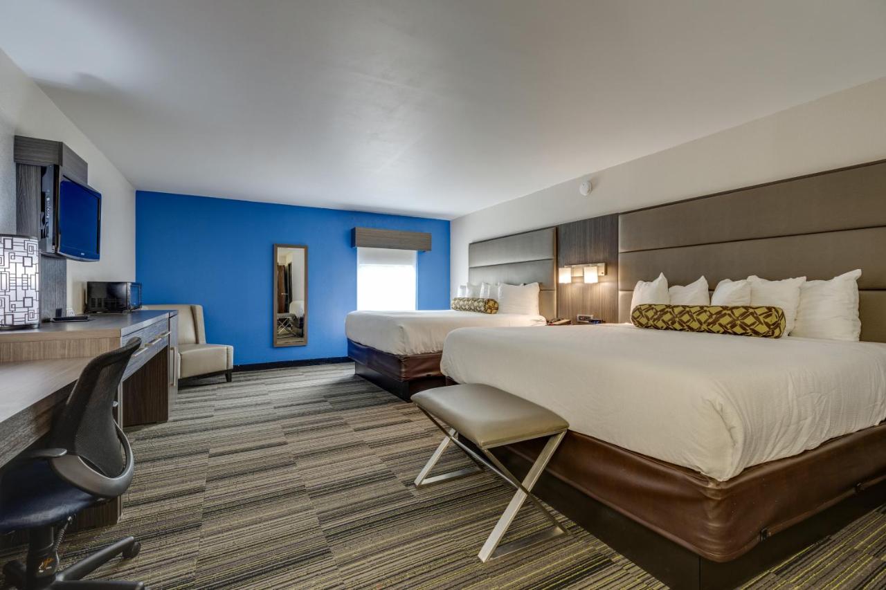 | Alexis Inn and Suites Hotel