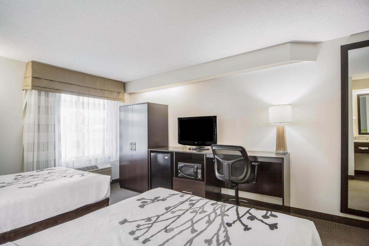 | Sleep Inn & Suites Columbus