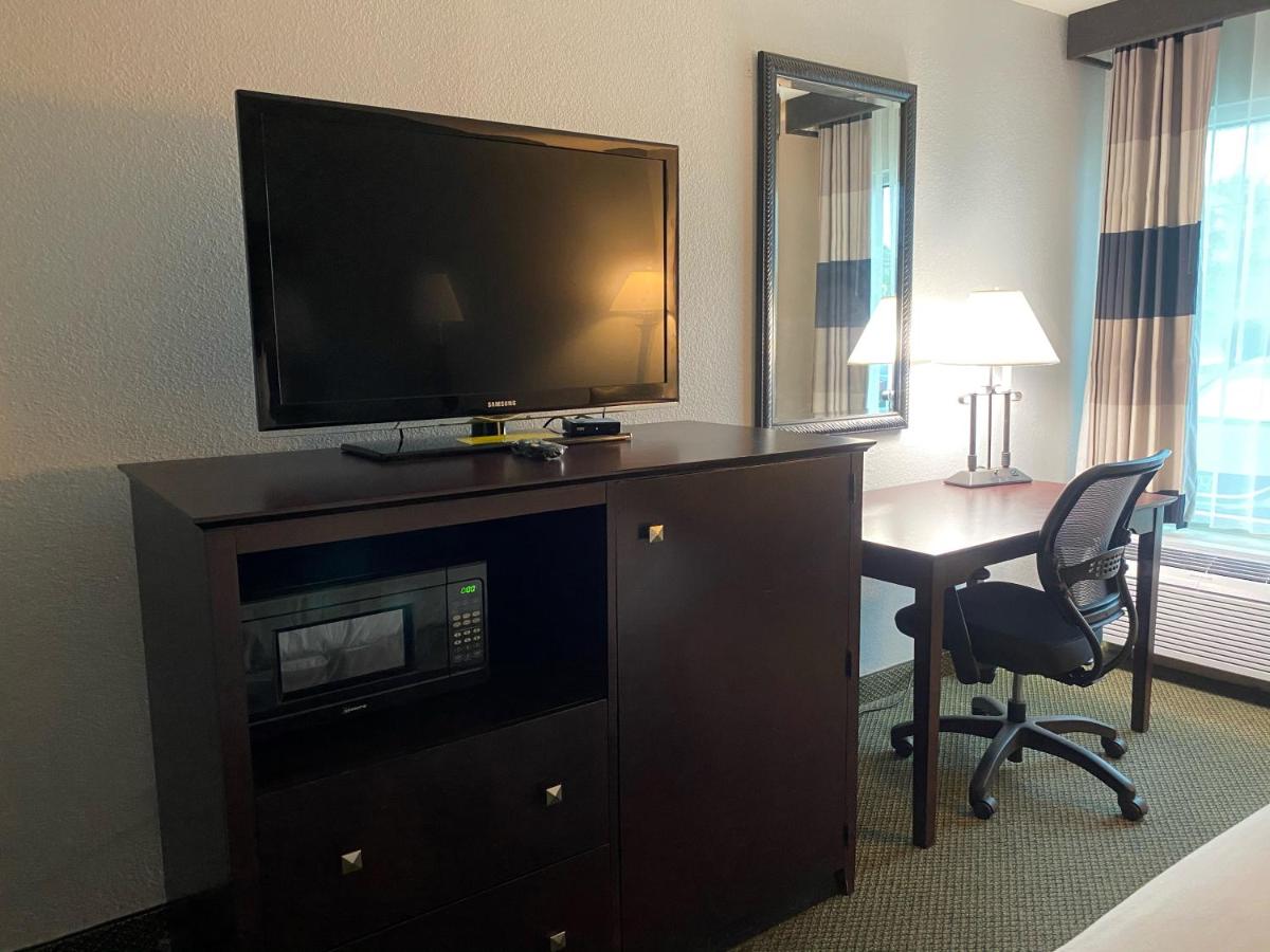| Ramada by Wyndham Luling