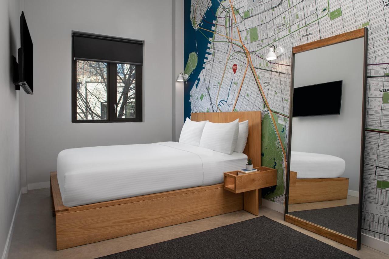 Queen Room - Disability Access at The Baltic Hotel