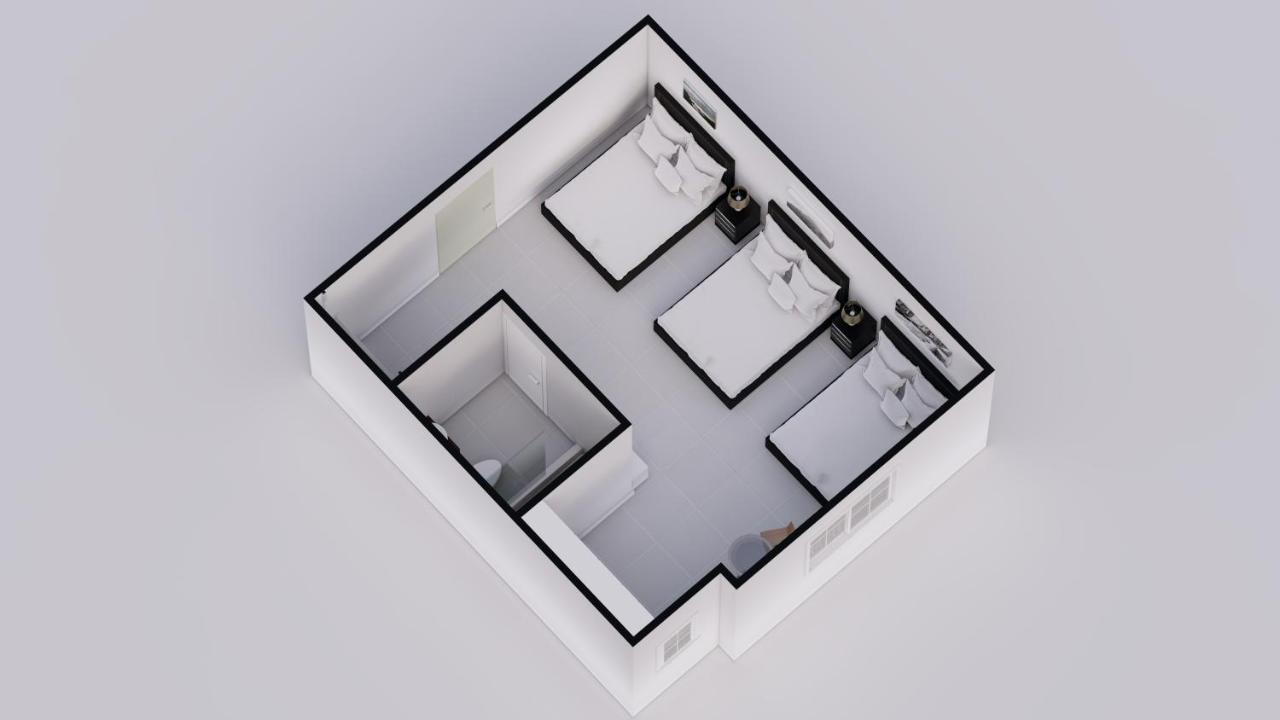 Deluxe Triple Studio with Kitchen at Hotel Belleza