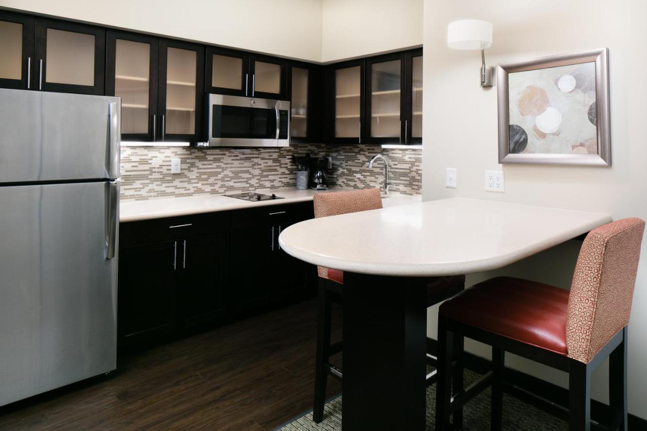  | Staybridge Suites Des Moines Downtown