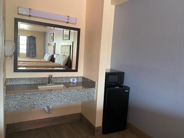 | Texas Inn Seguin