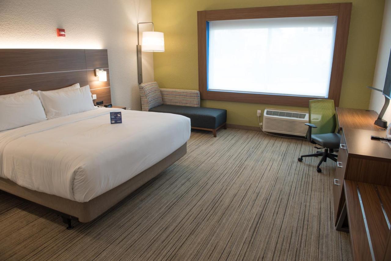 | Holiday Inn Express & Suites Mishawaka - South Bend, an IHG Hotel