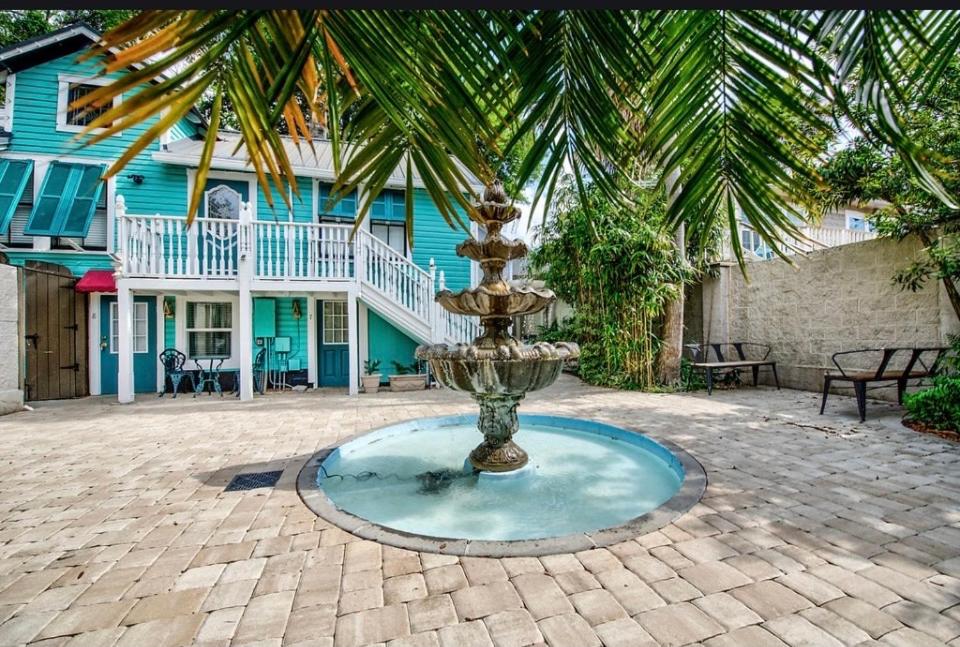 | Peace & Plenty Inn Bed and Breakfast Downtown St Augustine