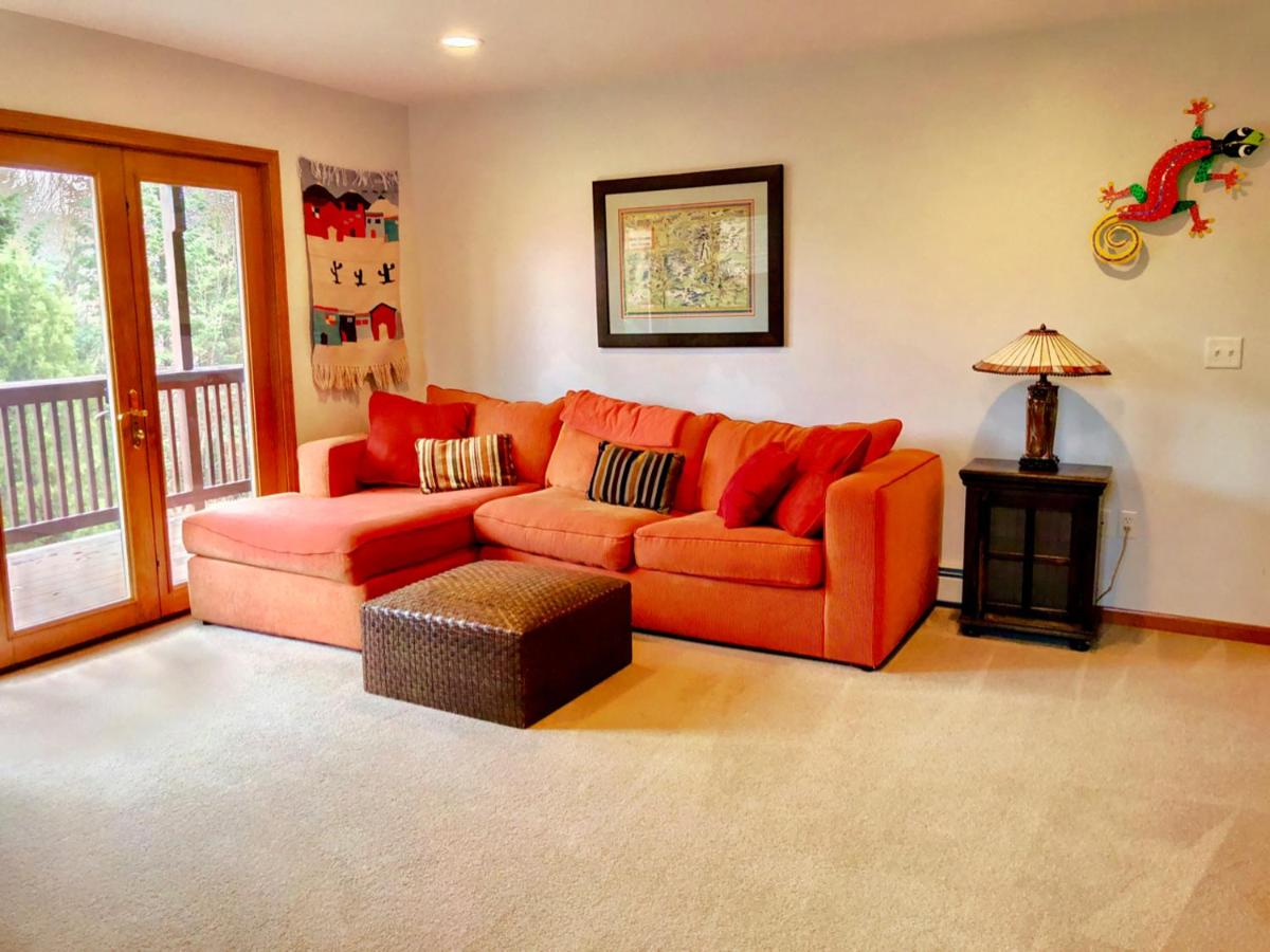 | C3 Crawford Ridge Townhome with Mt Washington views - just a short walk from ski lodge and slopes