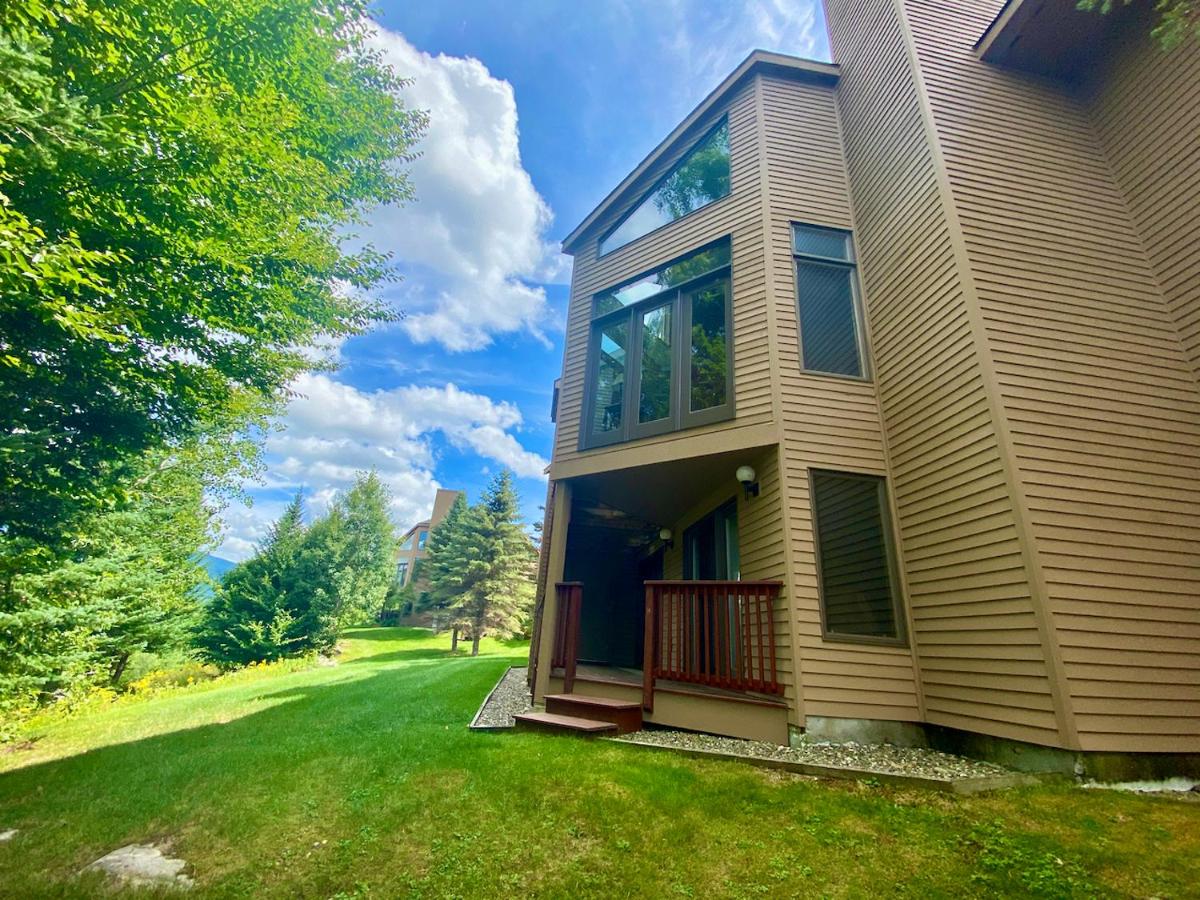  | C4 Beautiful, homey slopeside townhouse for your family getaway in the heart of the White Mountains!