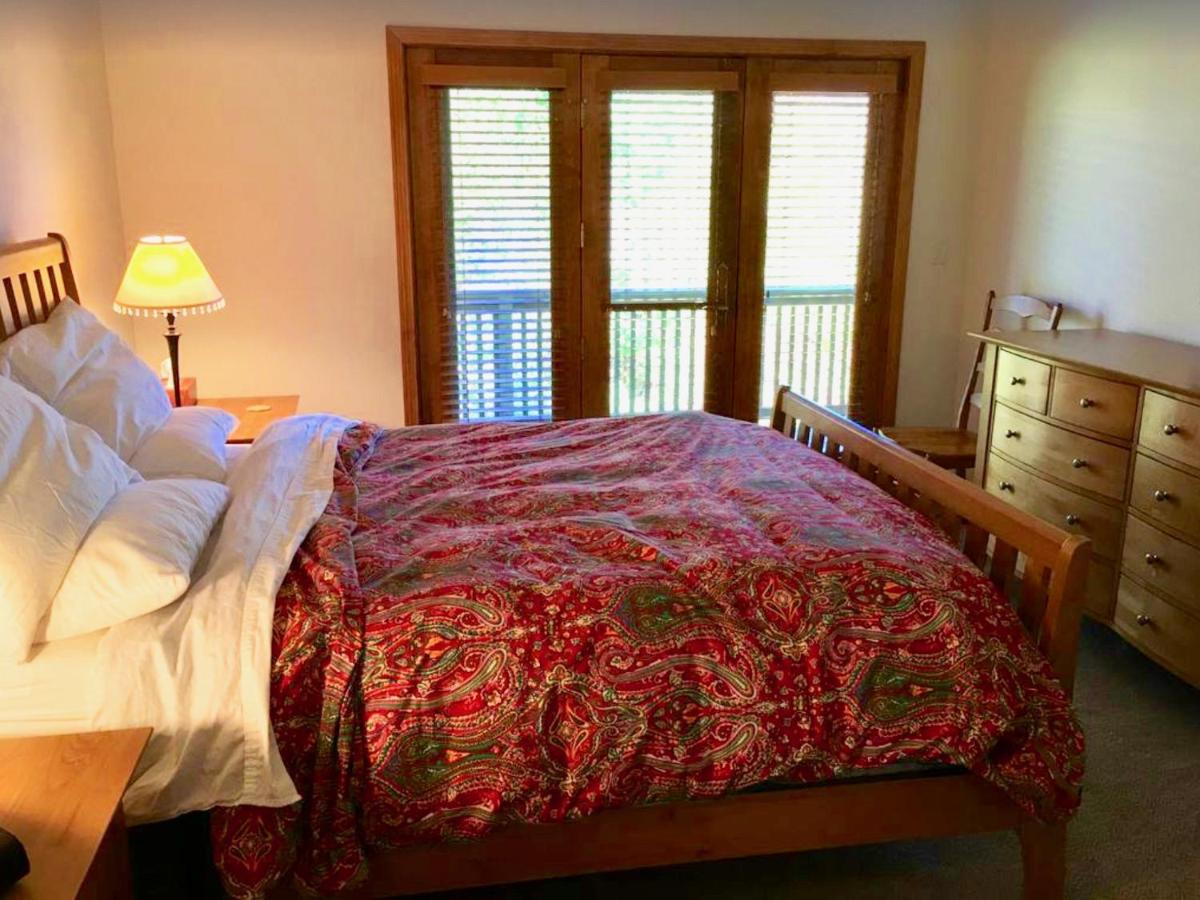 | C6 Beautiful views from this Crawford Ridge Townhome a short walk from the slopes