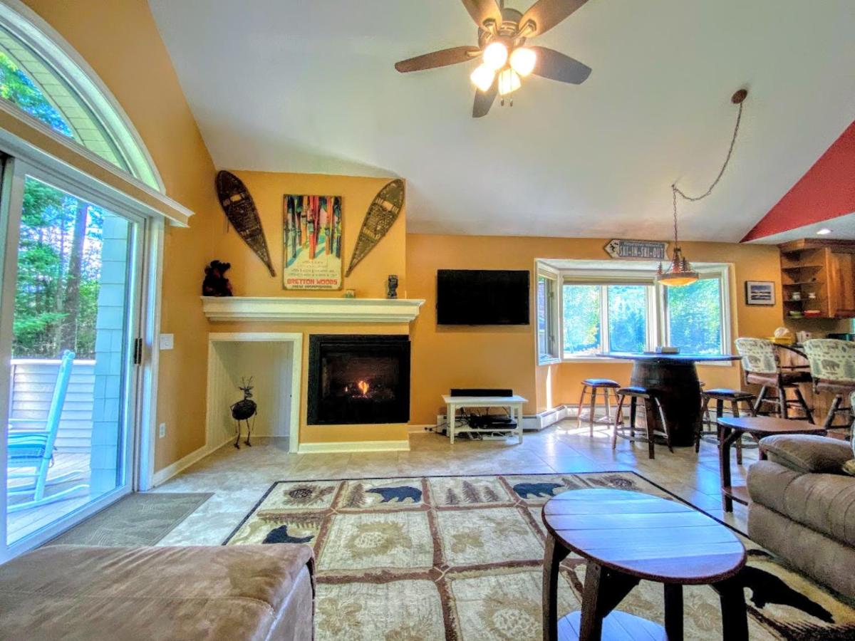  | G5 WOW Stunning single level home next to golf course and Mt Washington Hotel, AC, skiing
