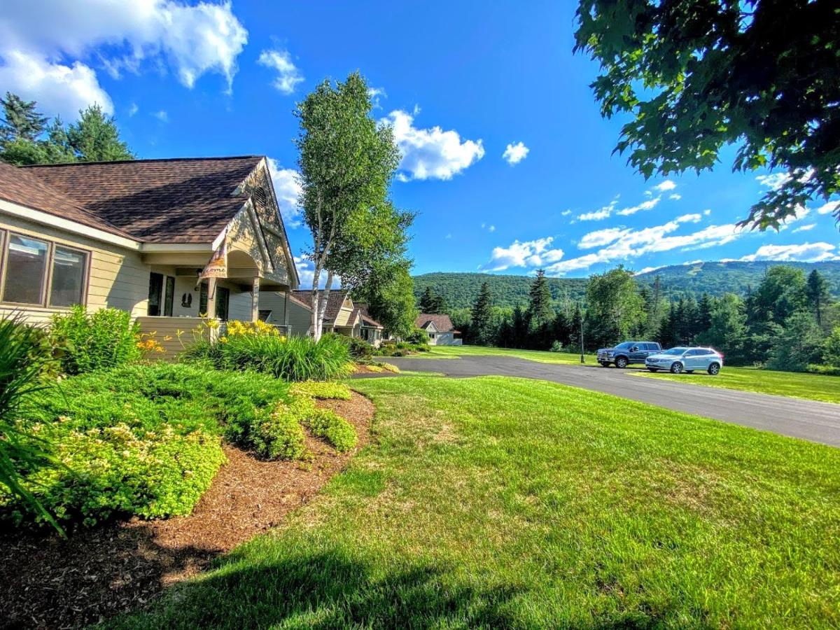  | G5 WOW Stunning single level home next to golf course and Mt Washington Hotel, AC, skiing