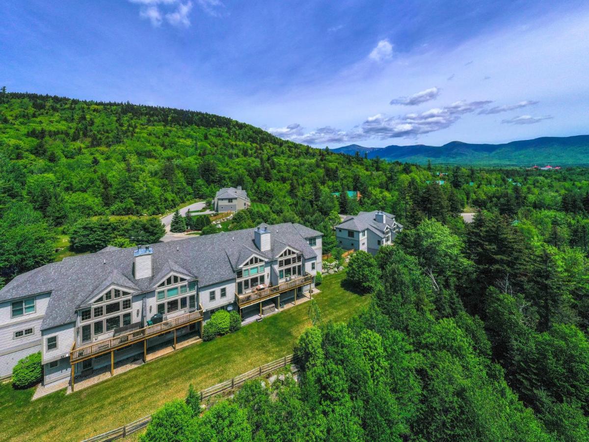 | H5 Luxurious StoneHill Townhome with magnificent ski slopes view, hot tub!