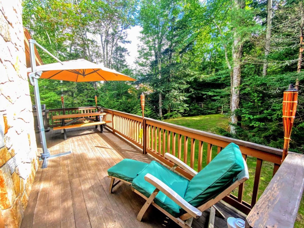 | O6 Newly renovated with high class upgrades Great ski access, boot warmer, ski rack, yard, AC