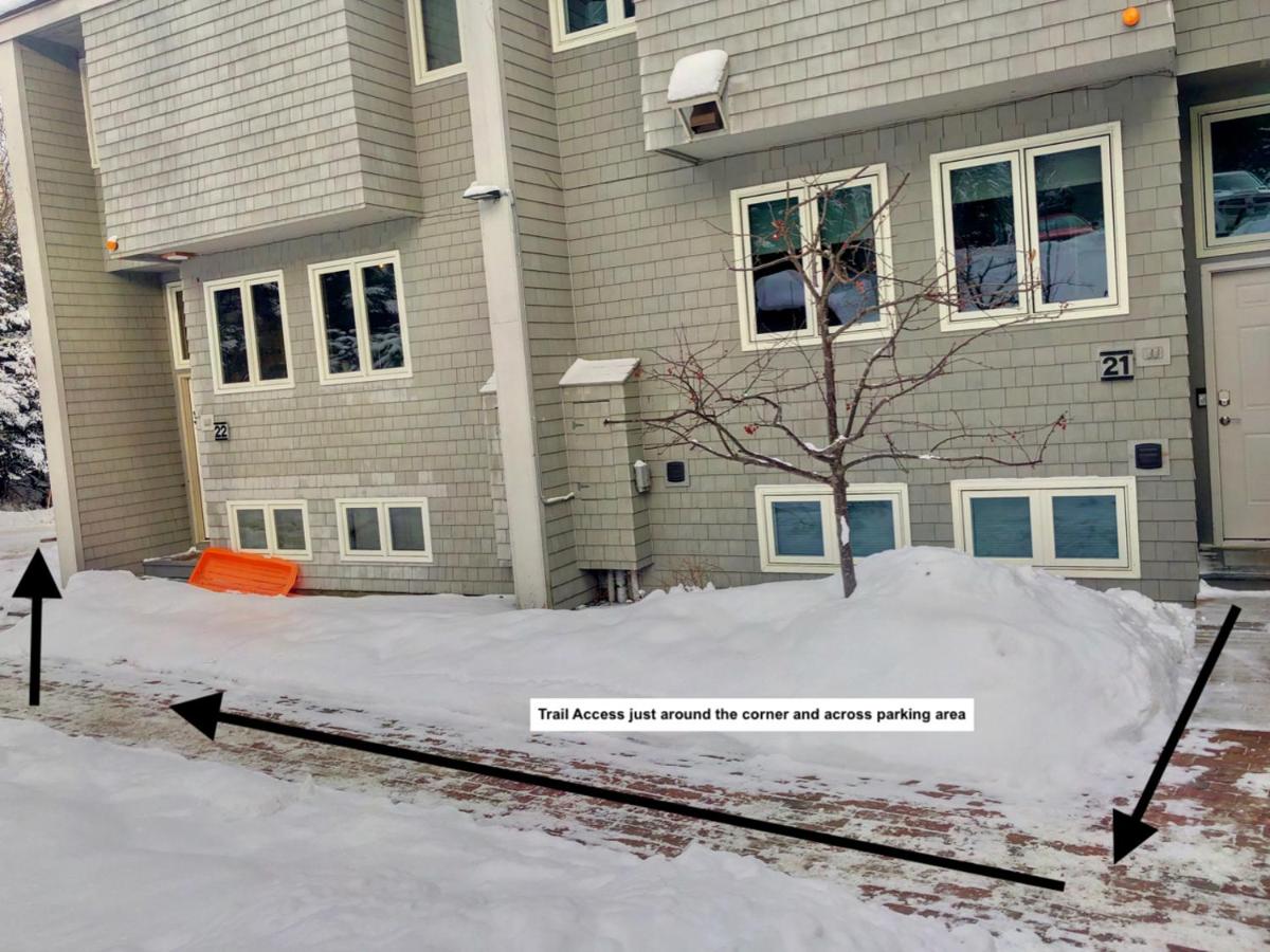 | R5 Completely renovated Bretton Woods condo, AC, unbeatable SKI-IN SKI-OUT location Fast wifi